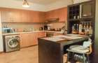 Furnished 1 Bed Apartment with En Suite at Dennis Pritt - 4