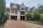 5 Bed Villa with En Suite at Lavington - 7