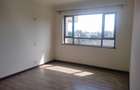 3 Bed Apartment with En Suite at Located In Parklands Few Minutes Drive To Gigiri - 5