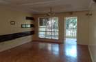 5 Bed Townhouse with En Suite in Lavington - 15