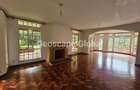 5 Bed House with En Suite in Rosslyn - 6