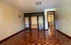 5 Bed House with En Suite in Lavington - 7