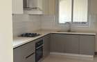 4 Bed Apartment with En Suite in Parklands - 7