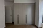3 Bed Apartment with En Suite at Riverside Drive - 20