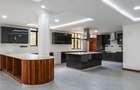 5 Bed Villa with En Suite at Kyuna - 2