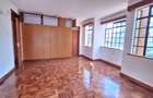 3 Bed Apartment with En Suite at Valley Arcade - 5