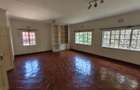 4 Bed House with En Suite at Lavington - 20