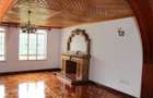 4 Bed Townhouse with Garden in Nyari - 11