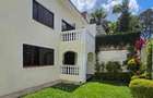 4 Bed Townhouse with En Suite in Lavington - 2