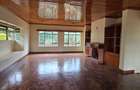 4 Bed House with En Suite at Nyari Close - 8
