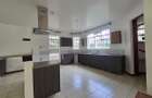 4 Bed House with En Suite in Spring Valley - 13