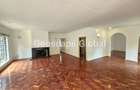 4 Bed House with En Suite in Lavington - 18