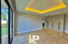 Serviced 3 Bed Apartment with En Suite in Runda - 10