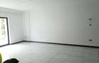 1 Bed Apartment with Swimming Pool at Valley Arcade - 6