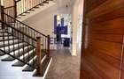 5 Bed Townhouse with En Suite in Lavington - 1