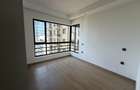 3 Bed Apartment with En Suite in Riverside - 11