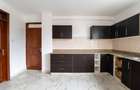 4 Bed Apartment with En Suite in Kilimani - 5