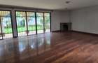 5 Bed Townhouse with En Suite at Lavington Off Convent Road - 10