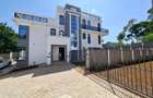 5 Bed Townhouse with En Suite in Lavington - 1