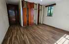 5 Bed House with En Suite in Runda - 10
