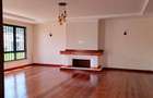 6 Bed House with En Suite in Loresho - 2