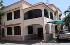 4 Bed Townhouse with En Suite at Nyali - 1