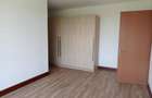 3 Bed Apartment with En Suite in Parklands - 9