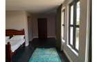 6 Bed Villa with En Suite at Palm Valley - 11