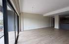 2 Bed Apartment with En Suite in Riverside - 5