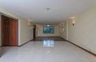3 Bed Apartment with En Suite in Parklands - 11