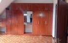 5 Bed Villa with En Suite in Westlands Area - 14