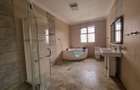 5 Bed Villa with En Suite in Kitisuru - 13