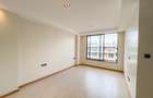 4 Bed Apartment with En Suite in Spring Valley - 12