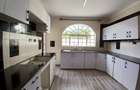 4 Bed Townhouse with En Suite in Lavington - 19