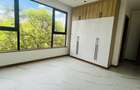 2 Bed Apartment with En Suite in Westlands Area - 12