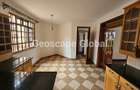 4 Bed House with En Suite in Runda - 11