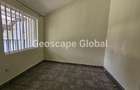 5 Bed House with En Suite in Nyari - 16