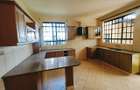 5 Bed House with En Suite in Lavington - 6