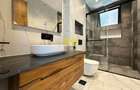 4 Bed Apartment in Westlands Area - 9