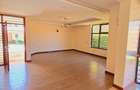 6 Bed Townhouse with En Suite at Convent Drive - 7