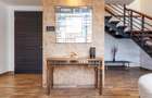 3 Bed Apartment with En Suite in Riverside - 20