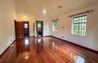 4 Bed Townhouse with En Suite in Spring Valley - 7