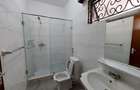 6 Bed Townhouse with En Suite at Kilimani Road - 15