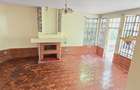 5 Bed Townhouse with En Suite at Lavington - 4