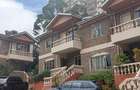 4 Bed Townhouse with En Suite at Kilimani Estate Nairobi - 1