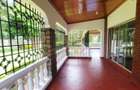 5 Bed House with En Suite in Rosslyn - 17