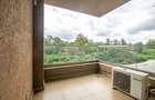 3 Bed Apartment with En Suite in Parklands - 11