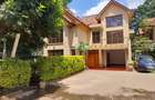 5 Bed Townhouse with En Suite at Off Convent Drive 44 - 1