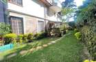 5 Bed Townhouse with En Suite in Lavington - 2