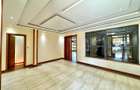 6 Bed Townhouse with En Suite in Nyari - 10